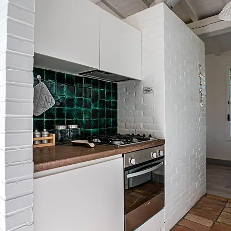 Lavish Retreat With Private Pool Jacuzzi Ostra Vetere